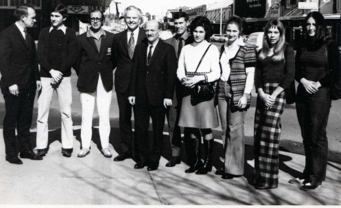 L-R: ??, Benko, O'Brien, Mayor, Szakal, Parton, Exelby, McDougal, De-Vis, Smith